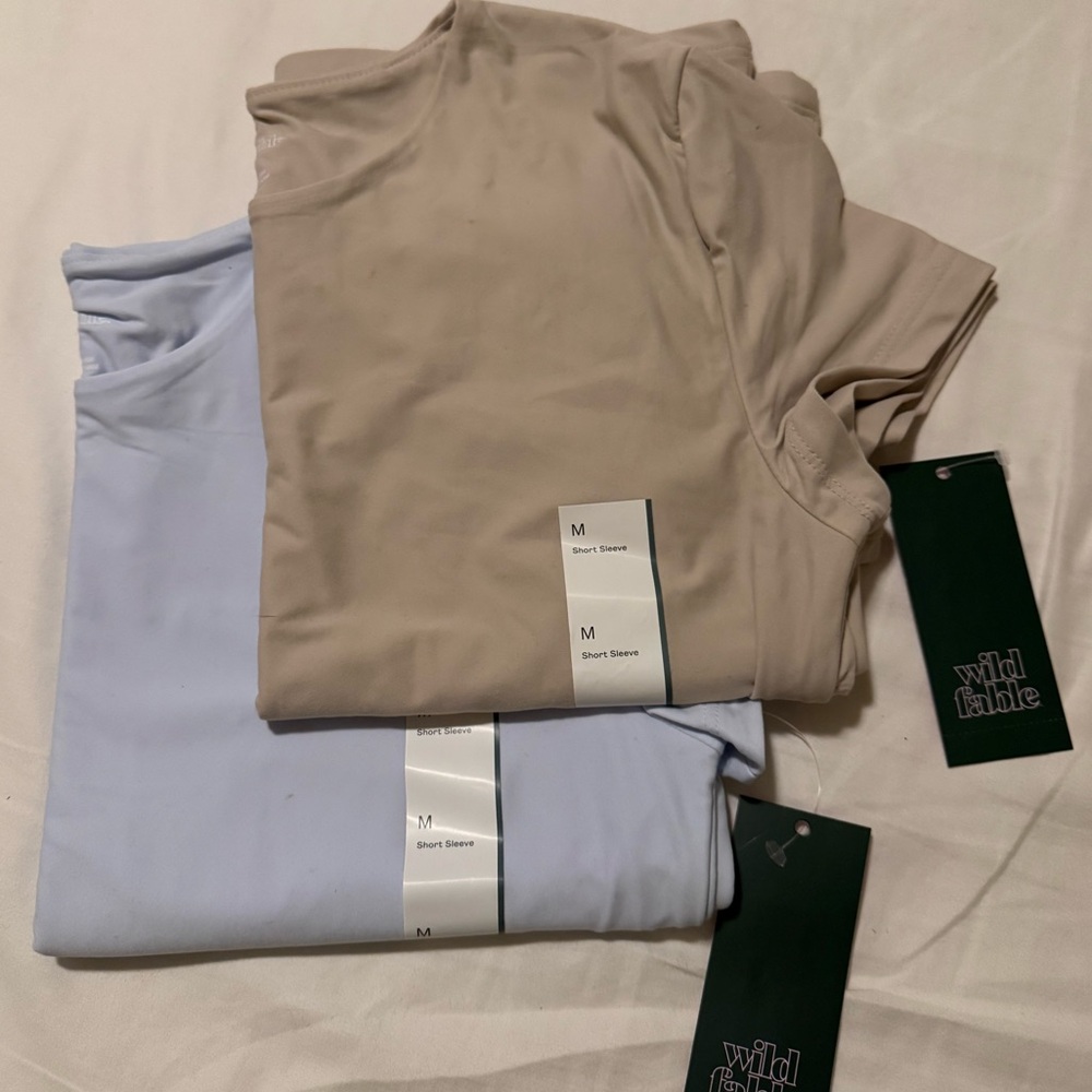 Wild Fable Beige and Light Blue Short Sleeve Tee